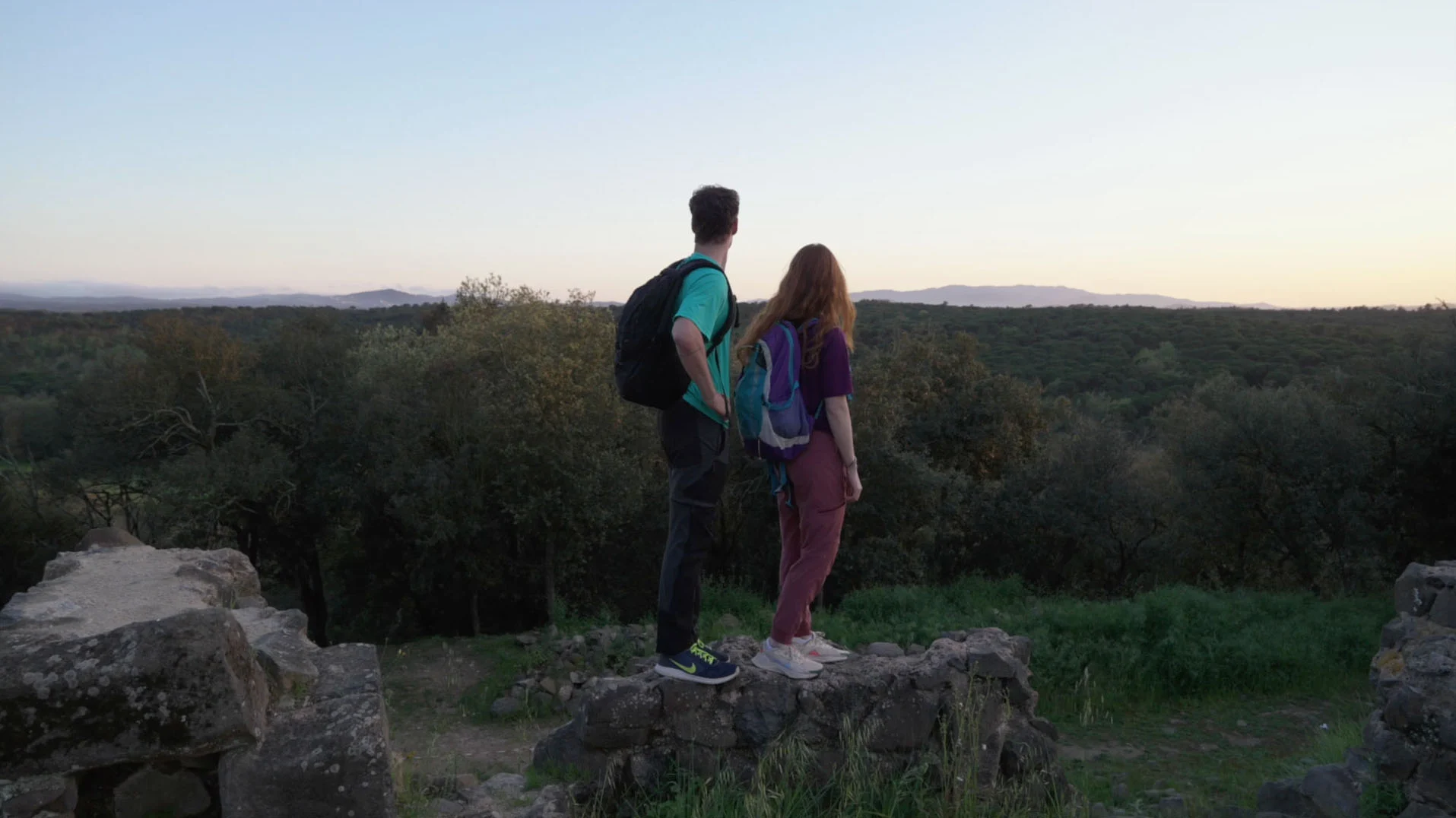 AbracadaBras · Comunicació creativa de Girona | Vídeo | Campanyes creatives de comunicació, vídeo, disseny gràfic, gestió i contingut de xarxes socials i programació web.