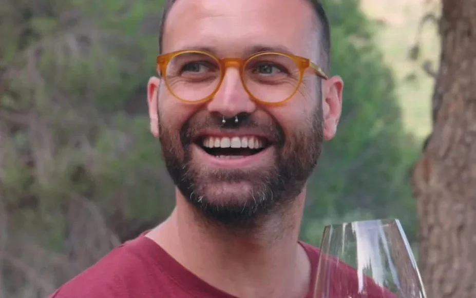 AbracadaBras · Comunicació creativa de Girona | Vídeo | Campanyes creatives de comunicació, vídeo, disseny gràfic, gestió i contingut de xarxes socials i programació web.